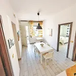 Travelliving •casa Margarita•, Beachfront Appartement *