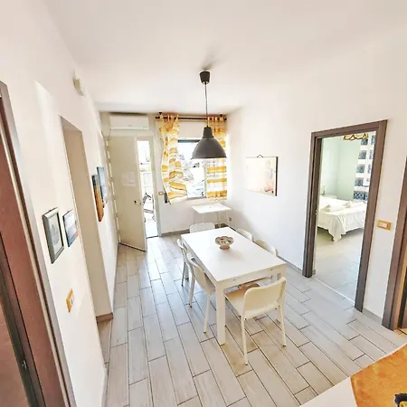 Travelliving •casa Margarita•, Beachfront Διαμέρισμα *